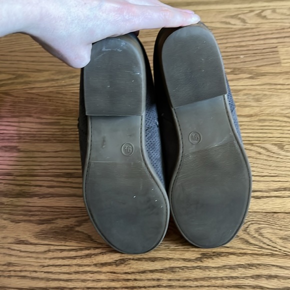 Universal Thread Dylan booties - Picture 5 of 7